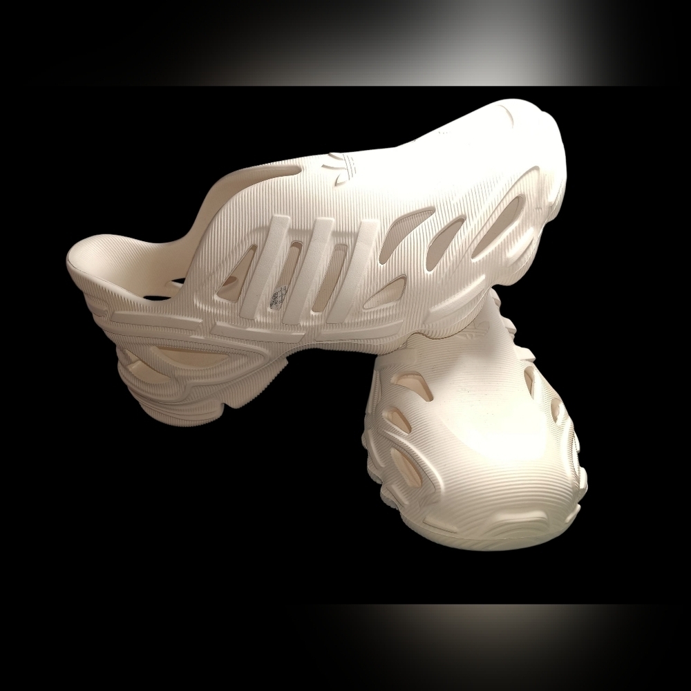 Adidas Cream Mules with Modern Cutout Design - Picture 4 of 8